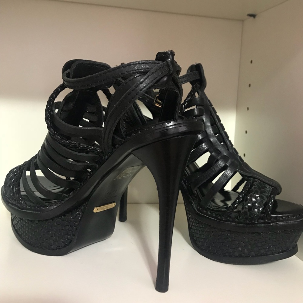 Burberry Prorsum Black leather Sandals